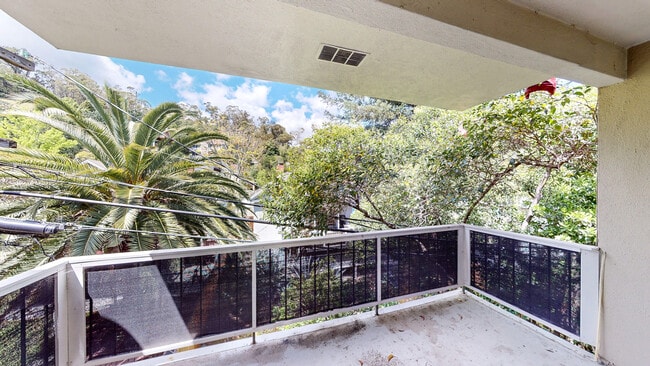 Photo - 1829 Lincoln Ave Unit 312