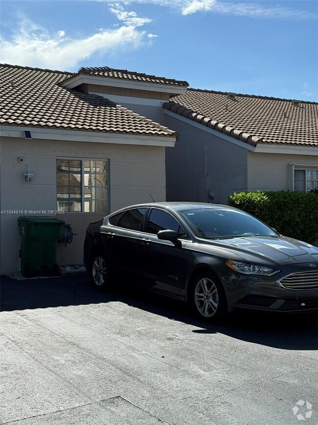 Building Photo - 1830 SW 116th Way Rental