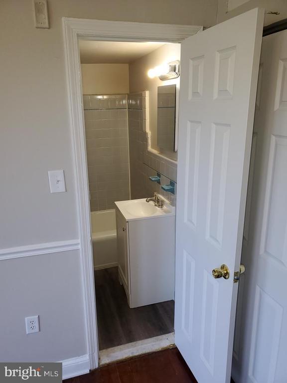 6632 Germantown Ave Unit 202