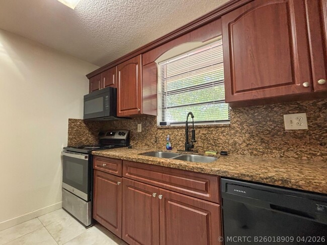 Photo - 10901 NW 45th St Unit 10907