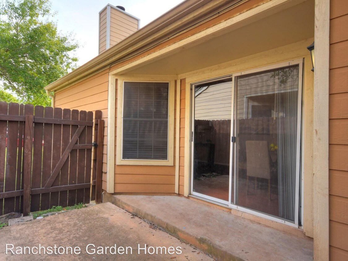 Ranchstone Garden Homes Off Campus Housing Austin Tx Ranchstone Garden Homes Off Campus Housing Austin Tx Foruniversity Com