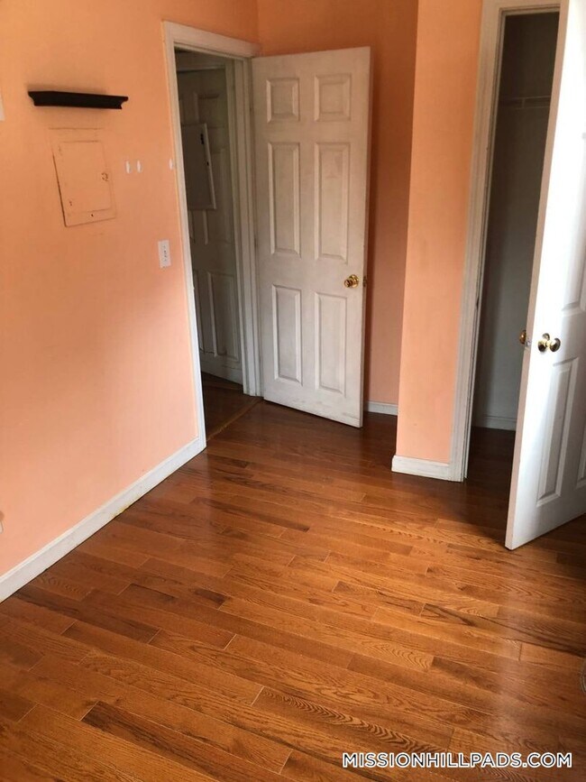 Photo - 822 Huntington Ave Unit 3