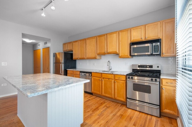 Photo - 1808 S Michigan Ave Unidad 18