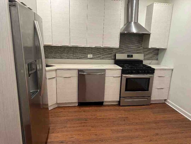 Photo - 6045 W Irving Park Rd