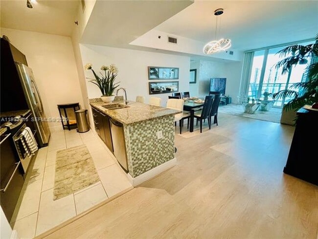 Photo - 950 Brickell Bay Dr Unidad 950 Brickell Bay Dr  2601