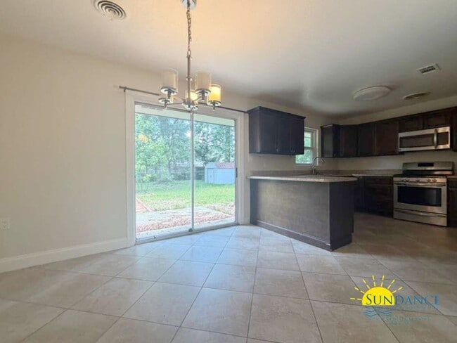 Photo - Gorgeous 3 Bedroom Home in Fort Walton Beach!