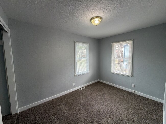 Photo - Welcome Home! Don’t Miss This One