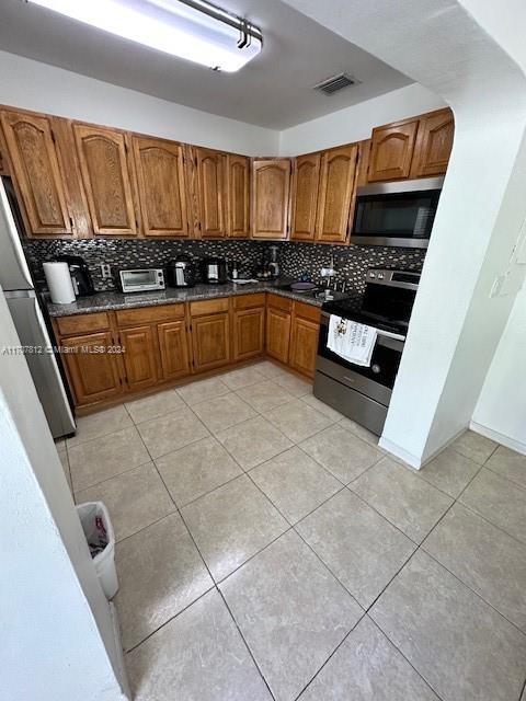 Photo - 2300 SW 59th Ave Condominio Unidad 2