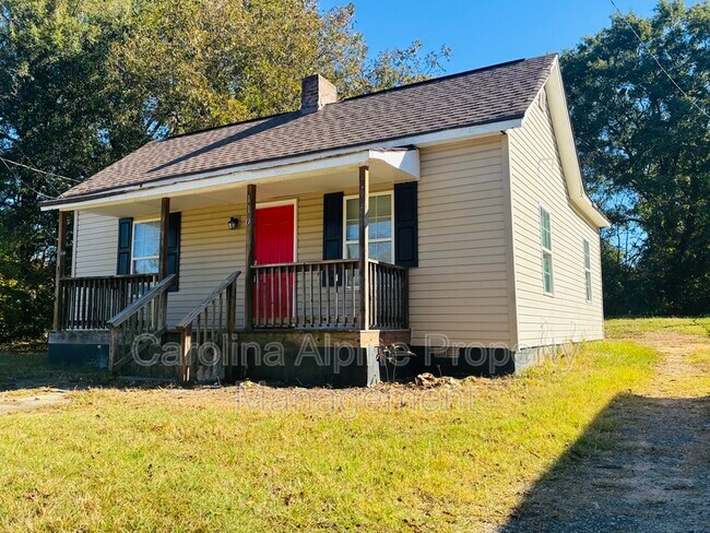 Photo - 110 N Webb St