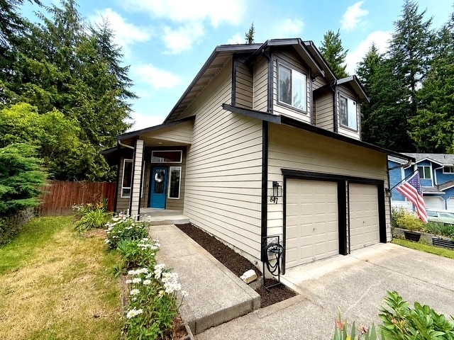 Building Photo - 847 NE Cimeron Ct