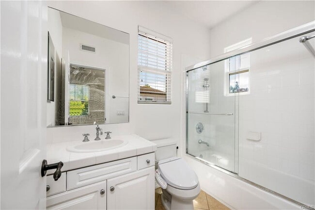 Building Photo - 26 Marble Sands Rental