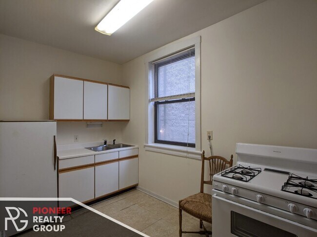 Photo - 2902 N Clark St Unidad 2882-2