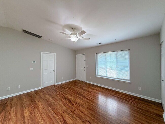 Charming 3 Bedroom Home in Raleigh!