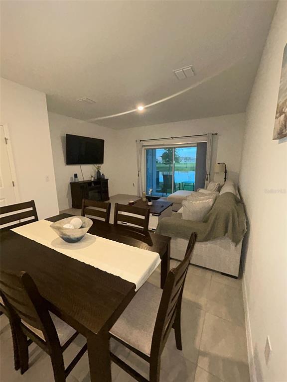 Photo - 2053 Viewfinder St