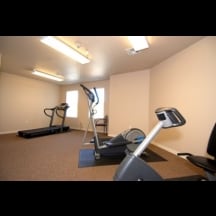 Sala de fitness - Canyon Run Apartments