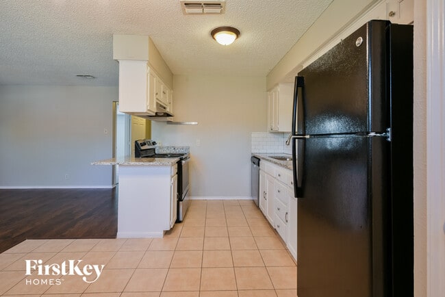 Photo - 7621 Clover Ln