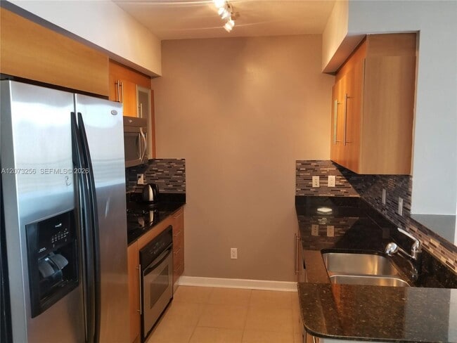 Photo - 335 S Biscayne Blvd Unidad 3802