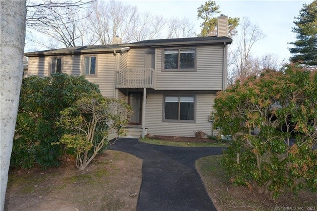 Building Photo - 12 Hitching Post Ln Unit 12