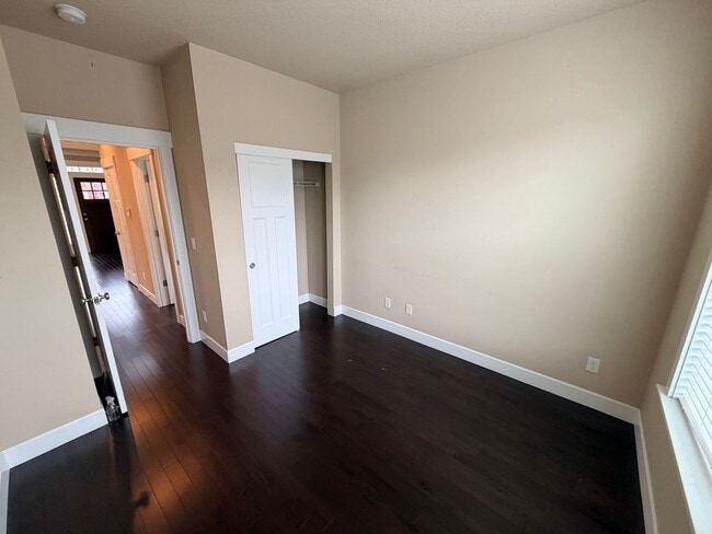 Photo - 4bed/2.5 Bath Craftsman in Kenton