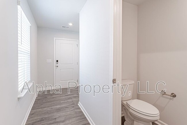 Photo - 106 Paddock Glen Dr