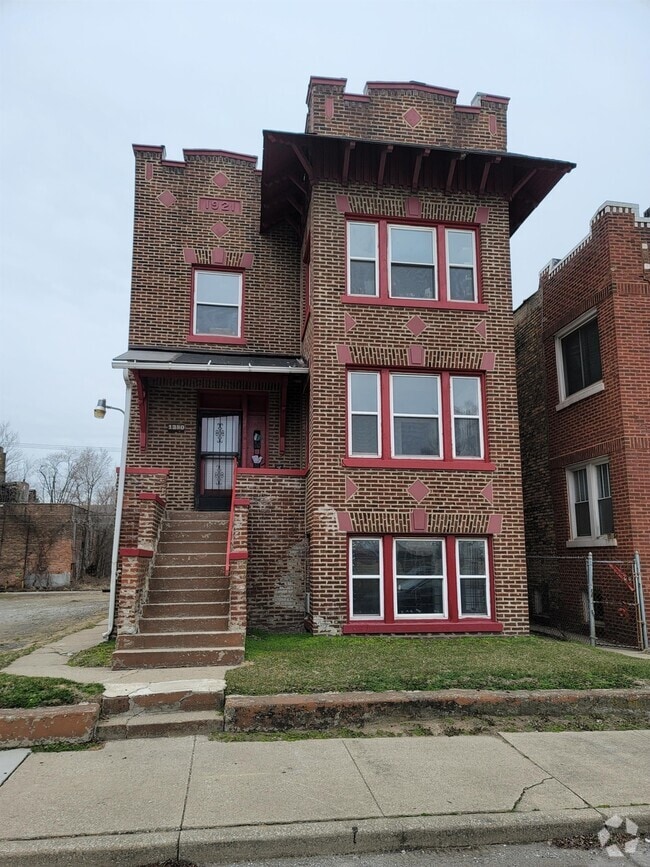 Building Photo - 1380 Jackson St Unit 1 Rental
