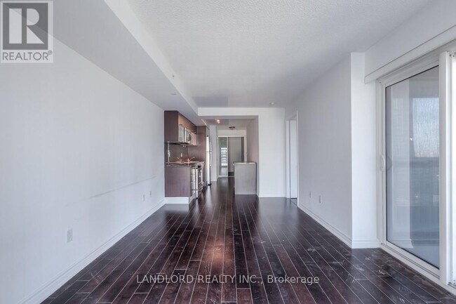 Photo - 386 Yonge St Unité 1816