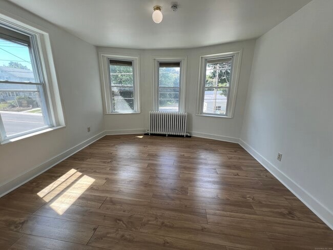 Photo - 663 Naugatuck Ave Unit 3