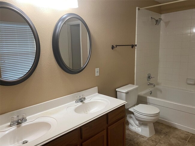 Photo - 18206 Coreland Ln