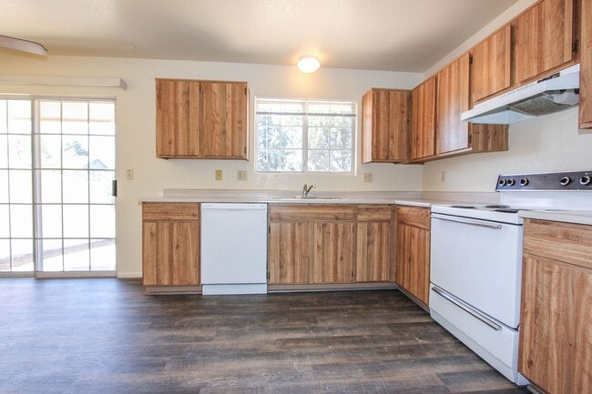 Photo - Triplex with Garage Unit #C