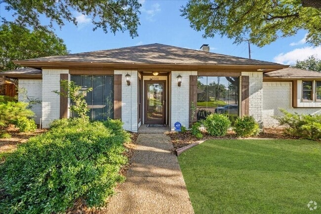 Building Photo - Coming Soon - Carrollton Rental