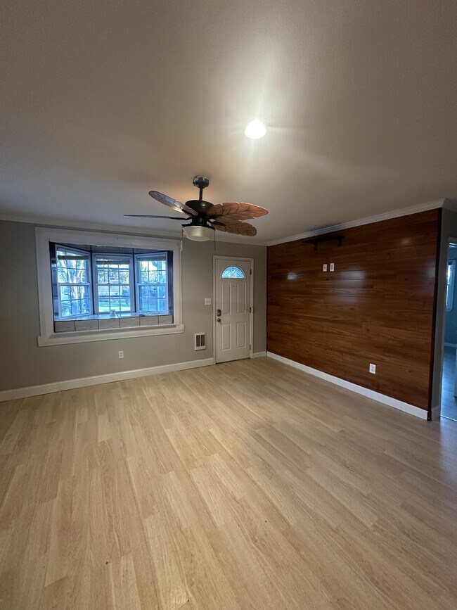 2372 Paris Ave Rental For Rent in Feasterville Trevose, PA