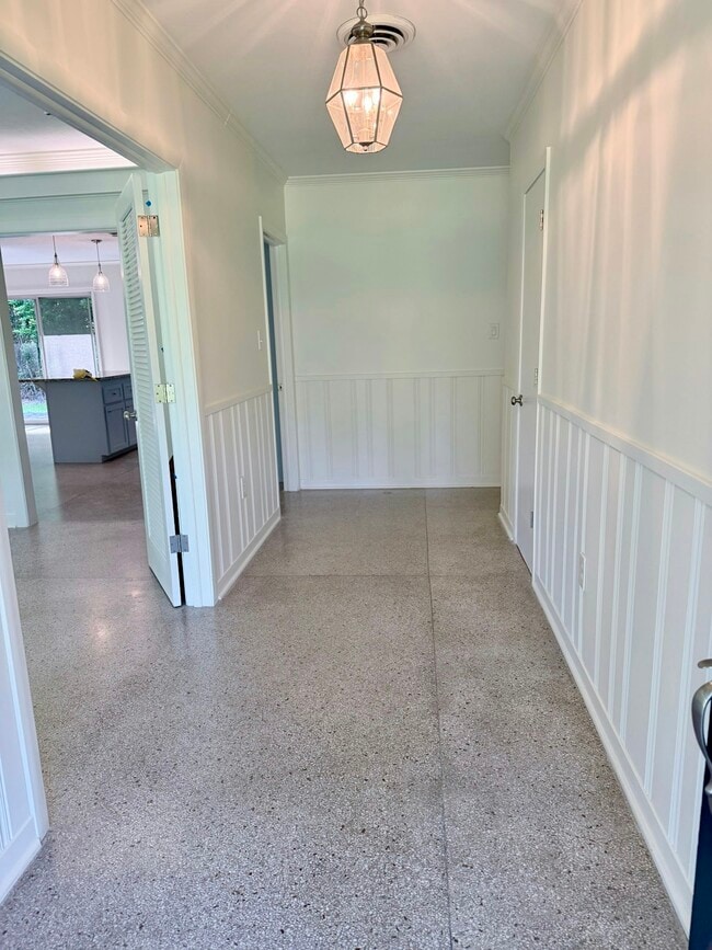 Photo - 1200 Carter Dr