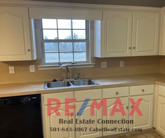 Photo - Sorry No Smoking and No Pets Permitted