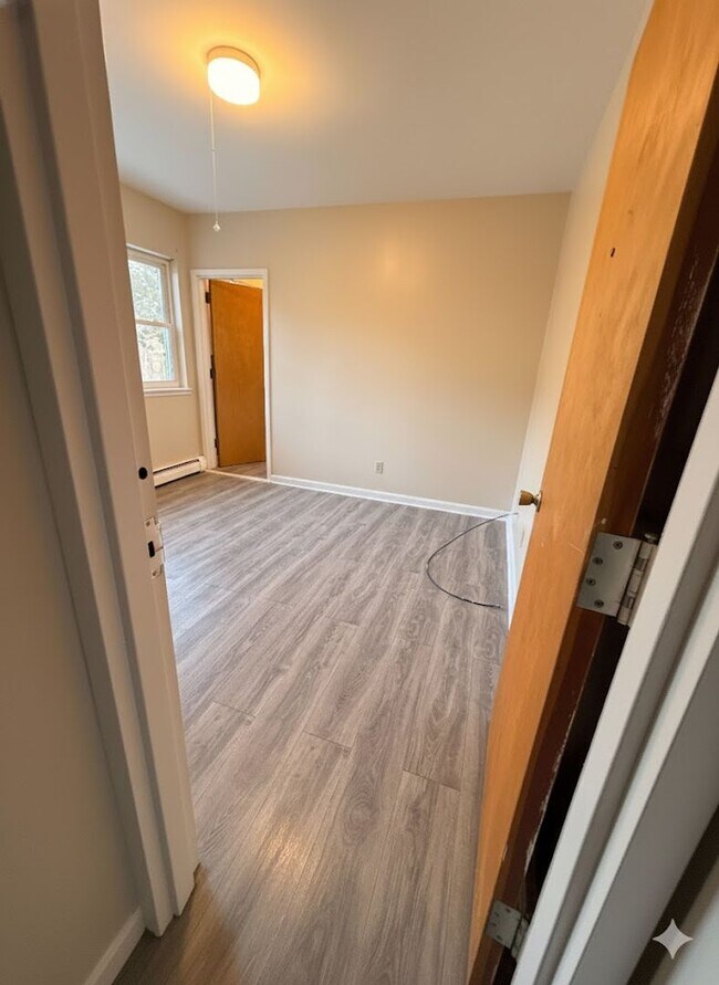 Photo - Modern 1br in Country Setting Unit 13