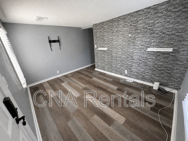 539 Paines Ave NW Unit 2