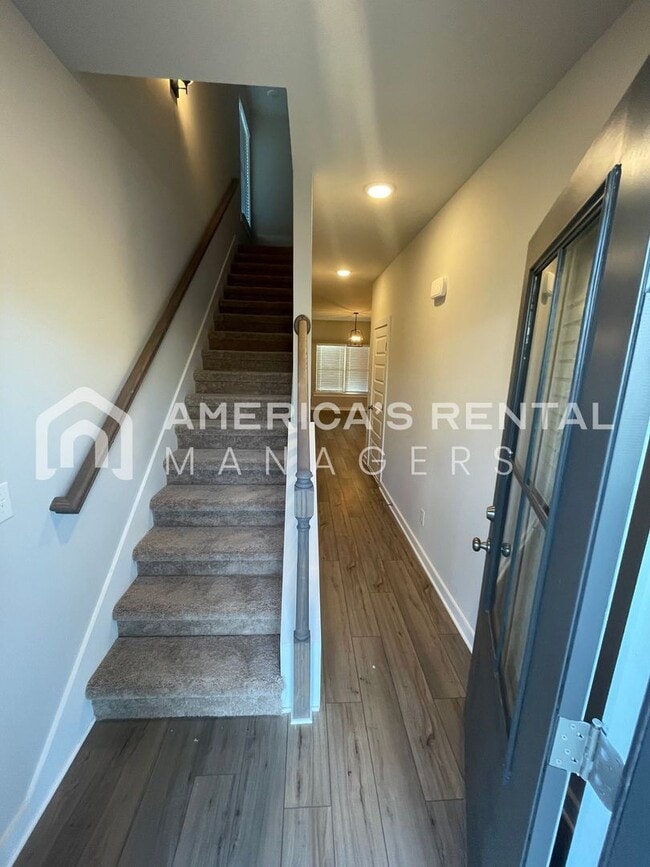 Photo - 333 Buckhorn Cir