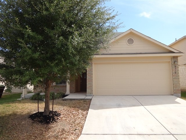 Building Photo - 8510 Silver Willow Rental