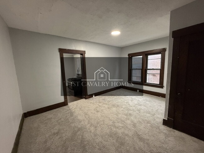 Photo - 242 Park Ave SW