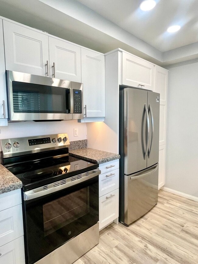 Photo - Del Mar Heights 1 br condo