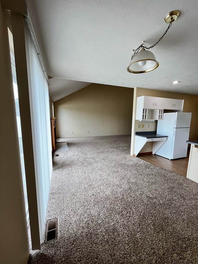 Photo - 723 E Sitka Ave