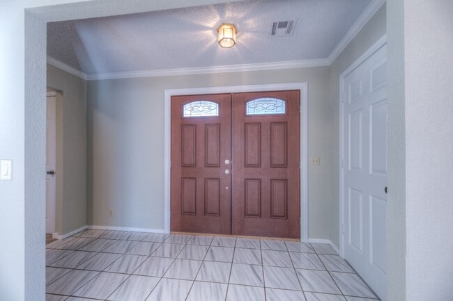 Photo - 7114 E 90th Pl