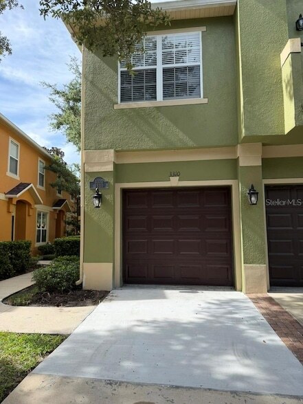 Building Photo - 3310 Pine Oak Trail