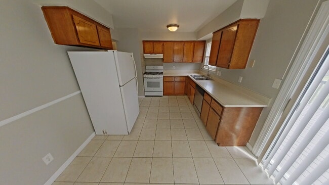 Photo - 13806 Hartill Ave