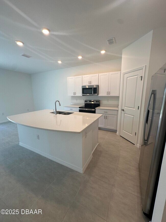 Photo - 180 Riverfront Wy