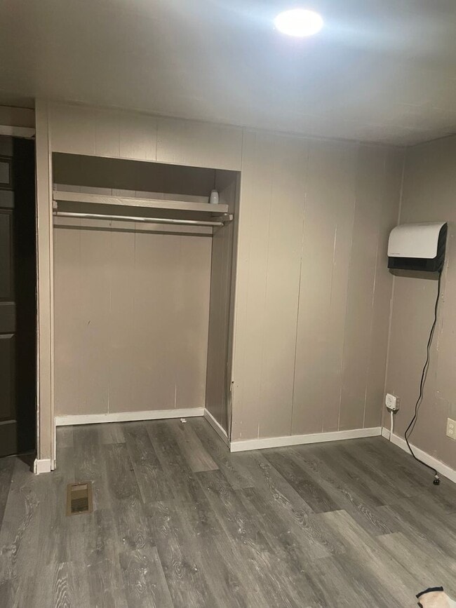 Photo - Two Bedroom One Bath Manufactured Home in Huntington