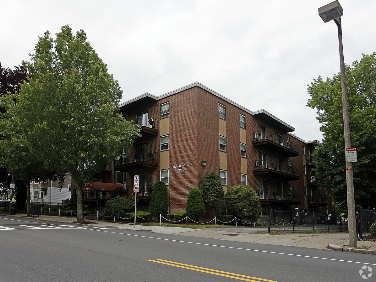 Tiffany Terrace - Tiffany Terrace Apartments