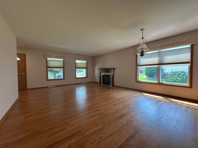 Photo - 7006 Parker Hill Dr