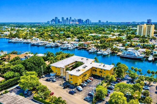 Photo - 815 Middle River Dr Unit 304