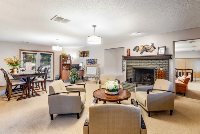 Colonial Estates