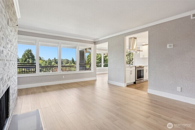 Photo - Newly remodeled Juanita Gem!